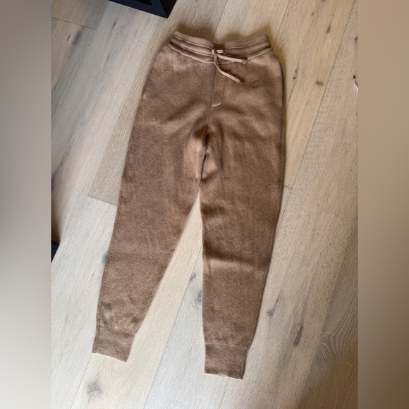 Burberry Cashmere Sweatpants SUPER SOFT - Picture 7 of 7